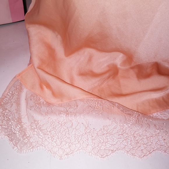 Victoria Secret Lingerie - Picture 3 of 8